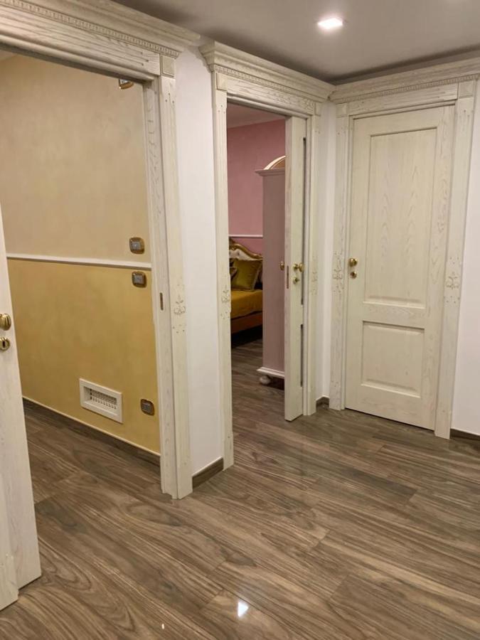 Ferienwohnung Le 4 Stelle Luminose Trinitapoli Exterior foto