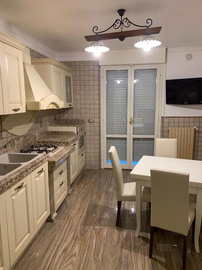 Ferienwohnung Le 4 Stelle Luminose Trinitapoli Exterior foto